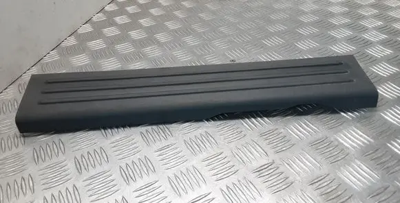 Ford Ranger Front sill trim cover AB392113200AAW