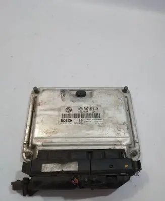 Volkswagen Polo IV 9N3 Engine control unit/module 038906019JM 0281011029 28SA5639