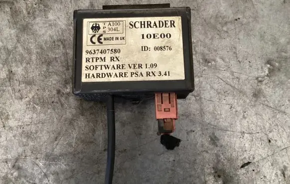 Peugeot 607 Door control unit/module 9637407580 008576 10F00