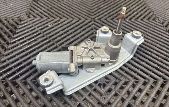 Chrysler Pacifica Rear window wiper motor 68233454AA