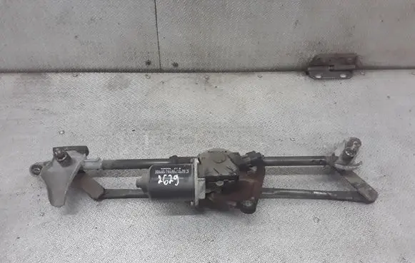 Toyota RAV 4 (XA20) Front wiper linkage and motor 8511042130