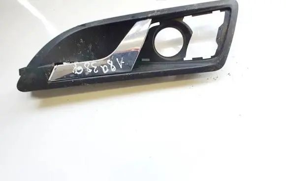 Skoda Octavia Mk2 (1Z) Rear door interior handle 1z0839247