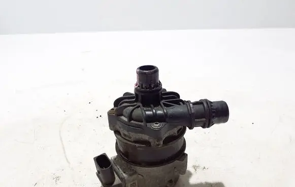 Chrysler Pacifica Electric auxiliary coolant/water pump 68237841AA