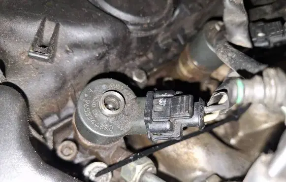 Citroen C8 Fuel injector 9653344880