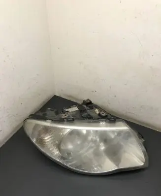 Chrysler Voyager Headlight/headlamp 04857830AC 112009 6240200000