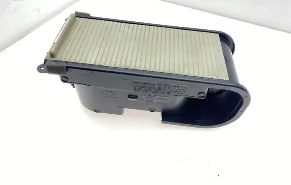 Cup holder front