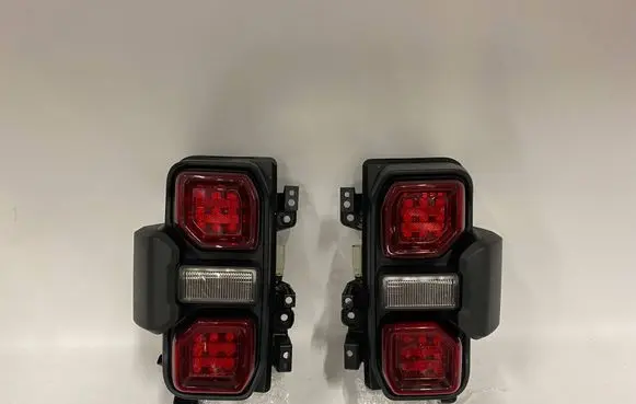Ford Bronco Rear/tail lights set N2DV13404Z N2DV13405Z N2DV13B505Z