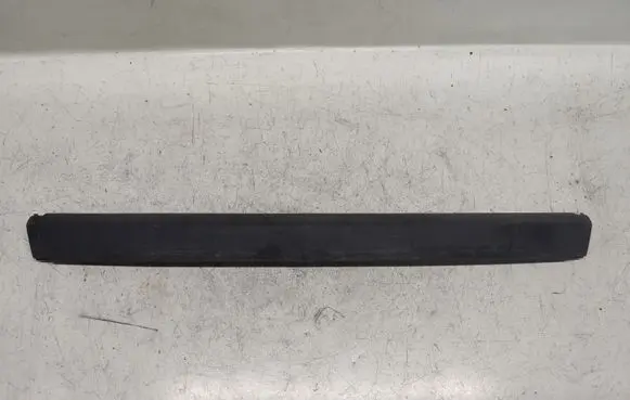 Volvo V70 Front bumper splitter molding