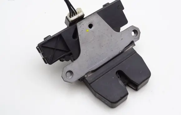 Ford Focus Tailgate/trunk/boot lock/catch/latch 3M51R442A66AN