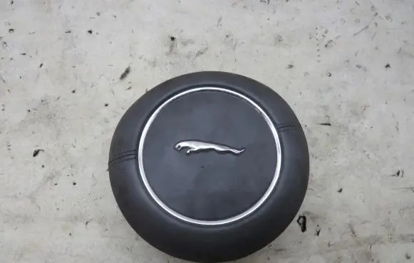 Jaguar XJ X351 Steering wheel airbag 150F101720057P