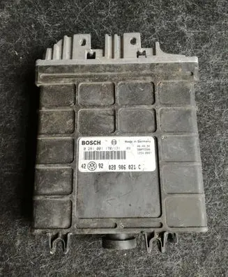 Volkswagen Golf III Engine control unit/module 0281001170
