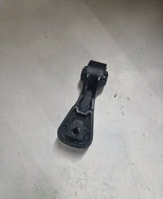 Citroen C5 Engine mount bracket