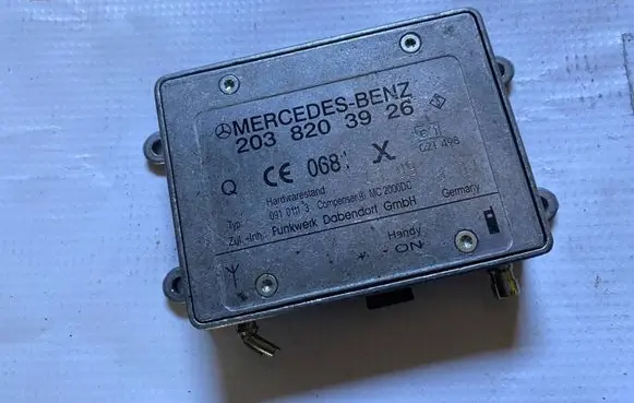 Mercedes-Benz CLK A208 C208 Antenna control unit a2038203926 2038203926