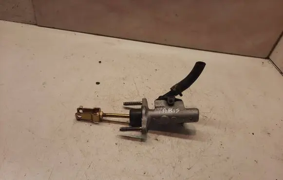 Toyota Yaris Clutch master cylinder 3145416010