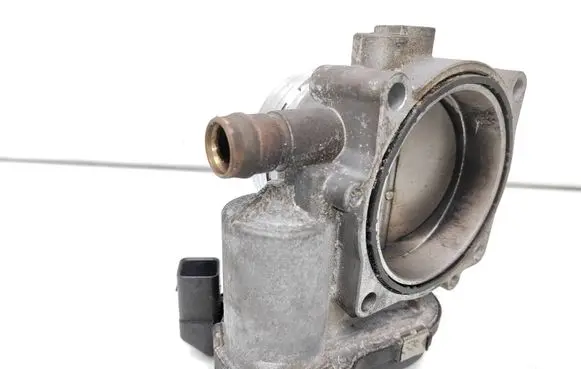BMW X5 E70 Throttle valve 7597871 1354759787101 1774609133