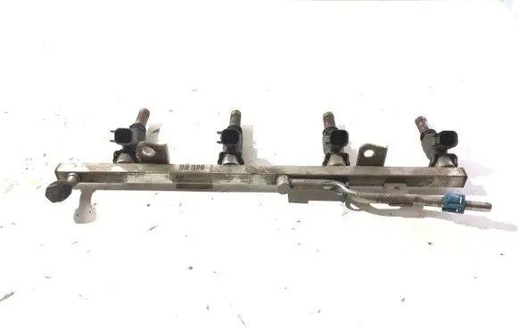 Opel Astra H Fuel main line pipe 55559375