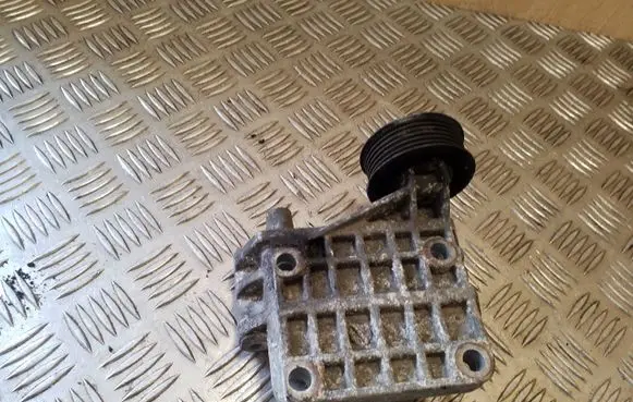 Generator/alternator bracket