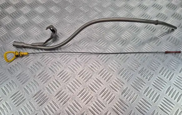 Mercedes-Benz E A207 Oil level dip stick A2720180140