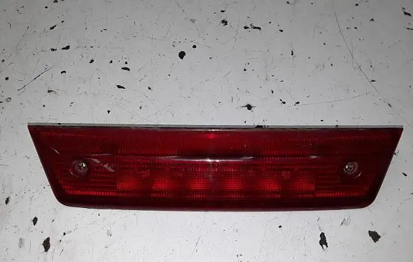 Dodge Journey Third/center stoplight 05116302ac