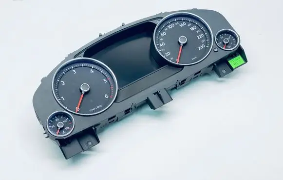 Speedometer (instrument cluster)