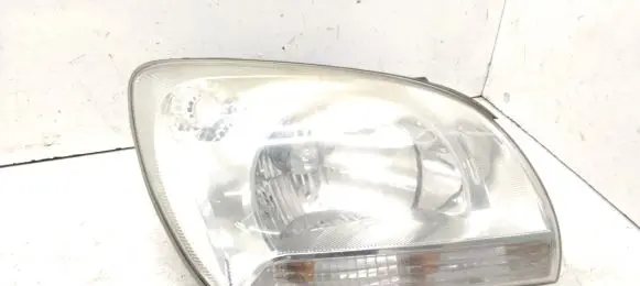 KIA Sportage Headlight/headlamp E131750094