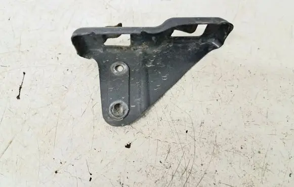 Toyota Avensis T250 Headlight/headlamp mounting bracket