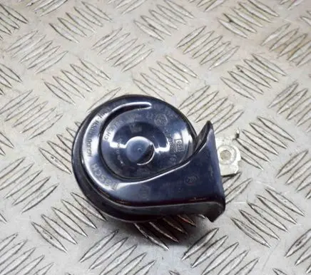 Volkswagen PASSAT B7 Horn signal E9001157
