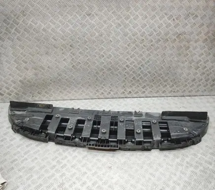 Renault Arkana Front bumper skid plate/under tray 622484604R
