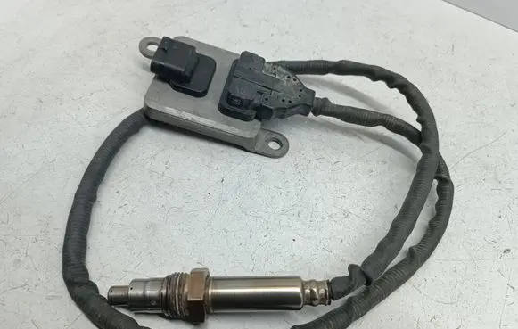 Mercedes-Benz GLC X253 C253 Lambda probe sensor A0009050208 0009050208