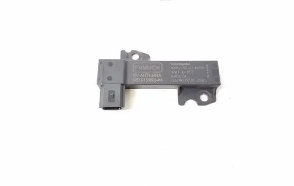 Ford Mondeo MK V Aerial antenna amplifier DS7T15K603AA