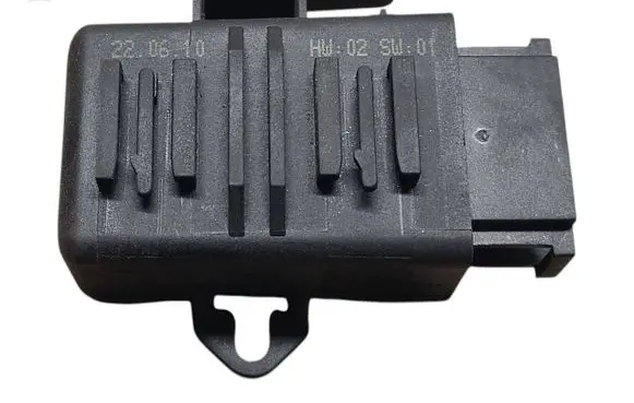 Volkswagen Transporter - Caravelle T5 Seat heating relay 1K0959772