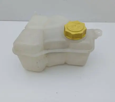 Ford Fiesta Coolant expansion tank/reservoir 2S6H8K218AF
