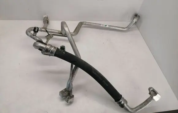 Tesla Model X Air conditioning (A/C) pipe/hose 104626500D