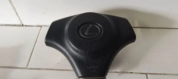 Lexus IS 200-300 Steering wheel airbag 8414902