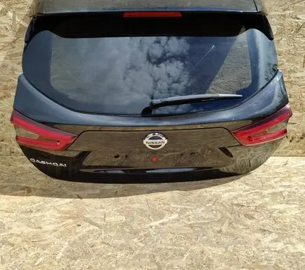 Nissan Qashqai Tailgate/trunk/boot lid 