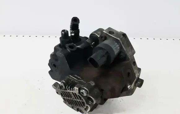 Volvo S60 Fuel injection high pressure pump 0445010043 8642778