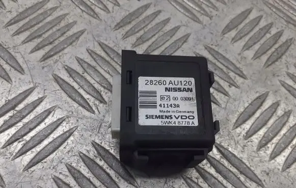 Nissan Primera Camera control unit module 28260AU120