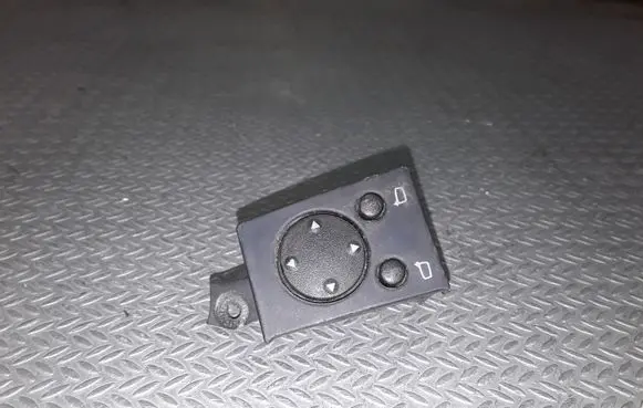 Audi A6 S6 C4 4A Wing mirror switch 4A0959565
