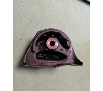Honda Civic Engine mount bracket 50810ST7Z00