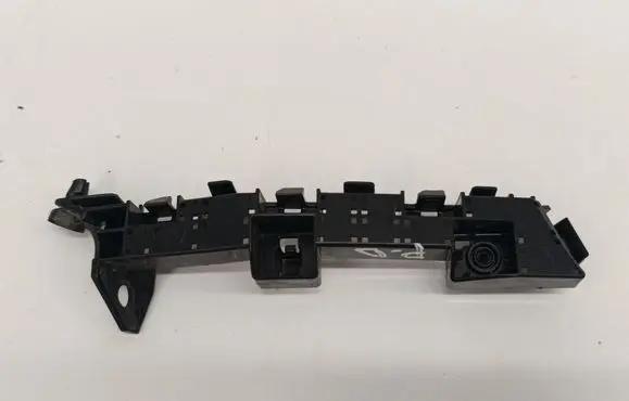 Honda Jazz IV GR Front bumper mounting bracket