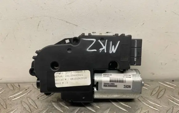 Lincoln MKZ II Sunroof motor/actuator DS7315B689 DS7315B6891 0000002359