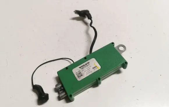 Volvo S40 Aerial antenna amplifier 30737917