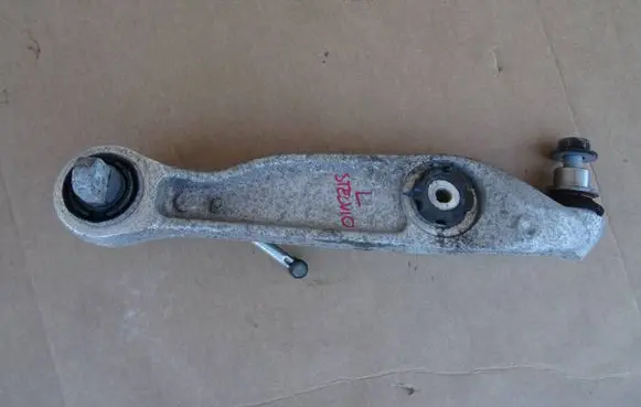 Alfa Romeo Stelvio Front upper control arm/wishbone 