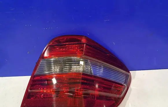 Mercedes-Benz ML W164 Rear/tail lights 404182R 404122R