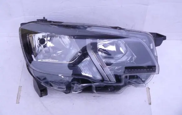 Peugeot Rifter Headlight/headlamp 9816826880 90146195