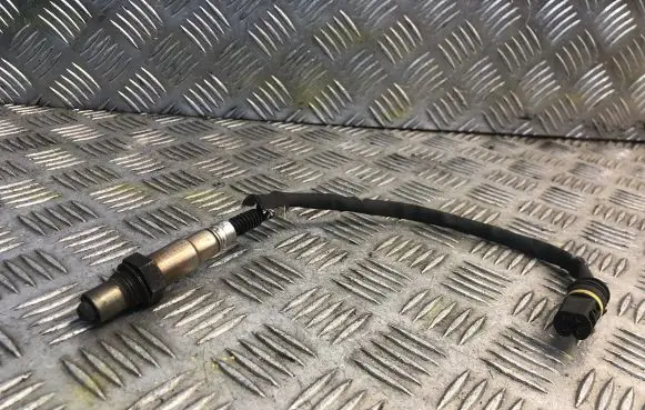 Mercedes-Benz A W168 Lambda probe sensor 0015403817