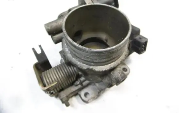 Renault Scenic I Electric throttle body valve 