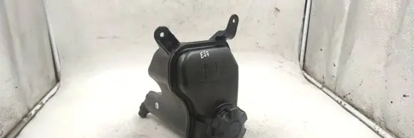 BMW 1 E81 E87 Coolant expansion tank/reservoir 7543026 10617211