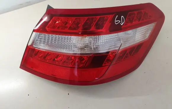 Mercedes-Benz E W212 Rear/tail lights A2128200264