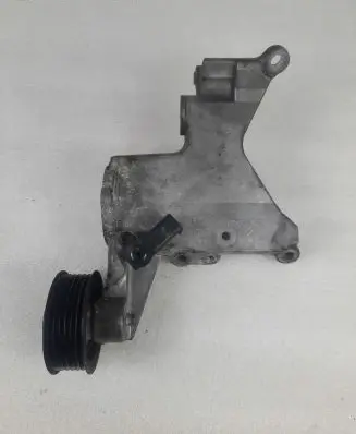 Jaguar F-Pace Engine mounting bracket GX6310239AA